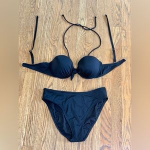 Never worn w liner, Black bikini, adjustable straps or strapless, padded cups